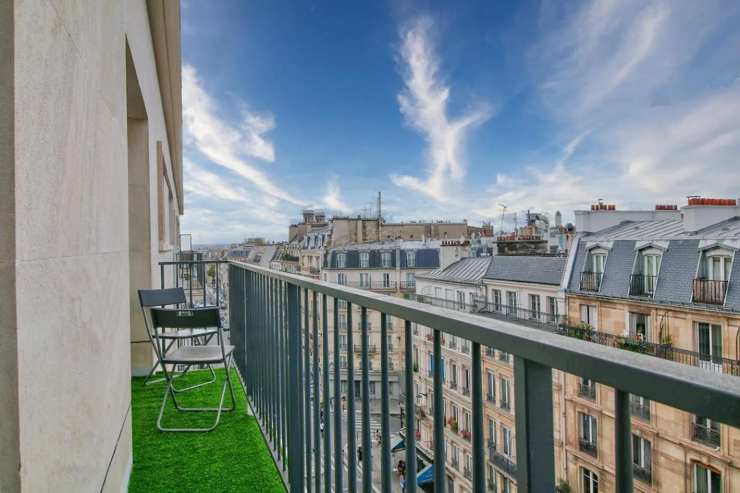 Appartement Superb 1Br Flat With Balcony View On Sacre-Coeur à Paris