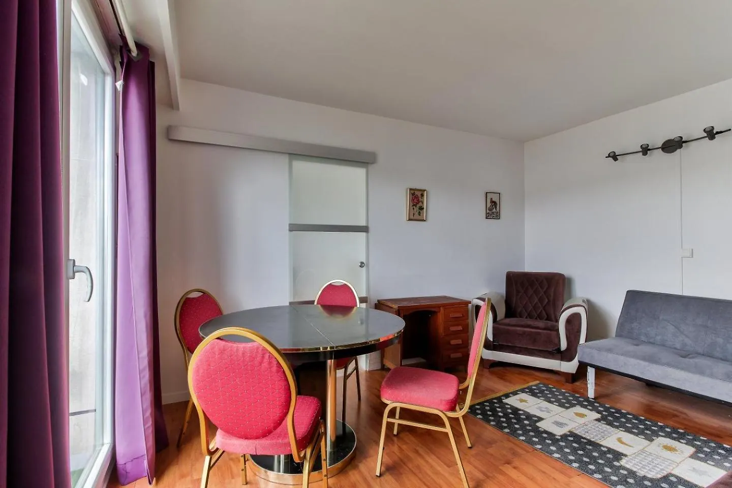 Superb 1Br Flat With Balcony View On Sacre-Coeur Appartement Parijs